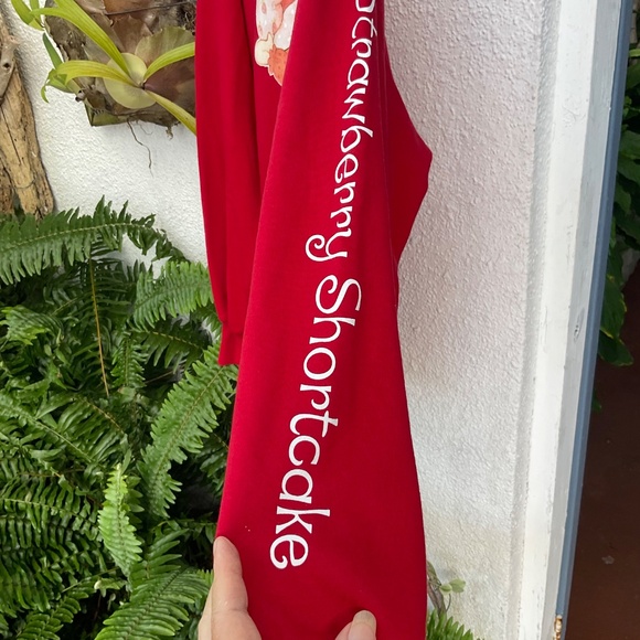 Strawberry 🍓 Shortcake 🍰 Red Sweatshirt - Picture 3 of 4